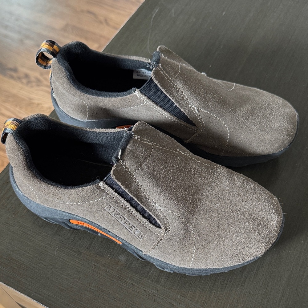 Merrell kids slip on shoes size 3.5